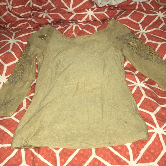 Cynthia Rose Beaded Long Sleeve - Picture 4 of 4